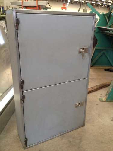 Steel-Cabinet-Unit-Fabrication-Cutting-and-Folding-Welding_1-768x1024.jpg