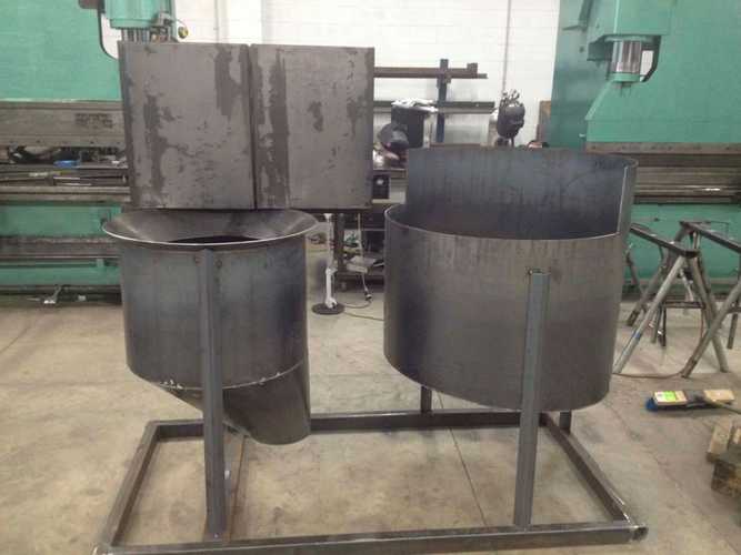 Concrete-Mixer-Station-Fabrication-Cutting-and-Folding-Welding-Flange-and-Plate-Rolling-1_1-1024x768.jpg