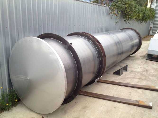 Chimney-Duct-Fabrication-Cutting-and-Folding-Flange-and-Plate-rolling-Welding-_1-2-1024x768.jpg