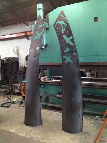 Steel-Profile-Cut-Sculpture-Profile-Cutting-Cutting-and-Folding-_1-768x1024.jpg