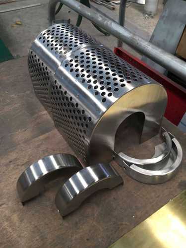 Turret-Punching-Folding-and-Fabrication-Stainless-Steel-Rolling_1-768x1024.jpg