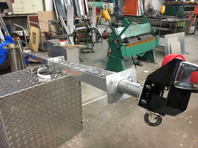 Abseiling-Crane-Attachment-Fabrication-Cutting-and-folding-welding-_1-1024x768.jpg