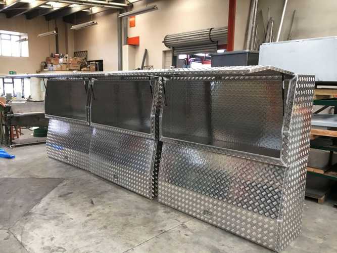 Aluminium-Fabrication-Toolboxes-Automotive_1-1024x768.jpg